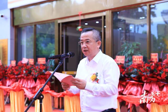 k8凯发集团首席资本运营官，创兴银行董事李锋。 受访者供图